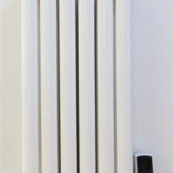 壁挂式真空超导电暖器800W, 具有启动温度低、传导快、温度高、热效率高、智能控制方便等优点