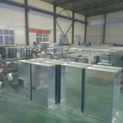 无甲醛通风管道安装现场